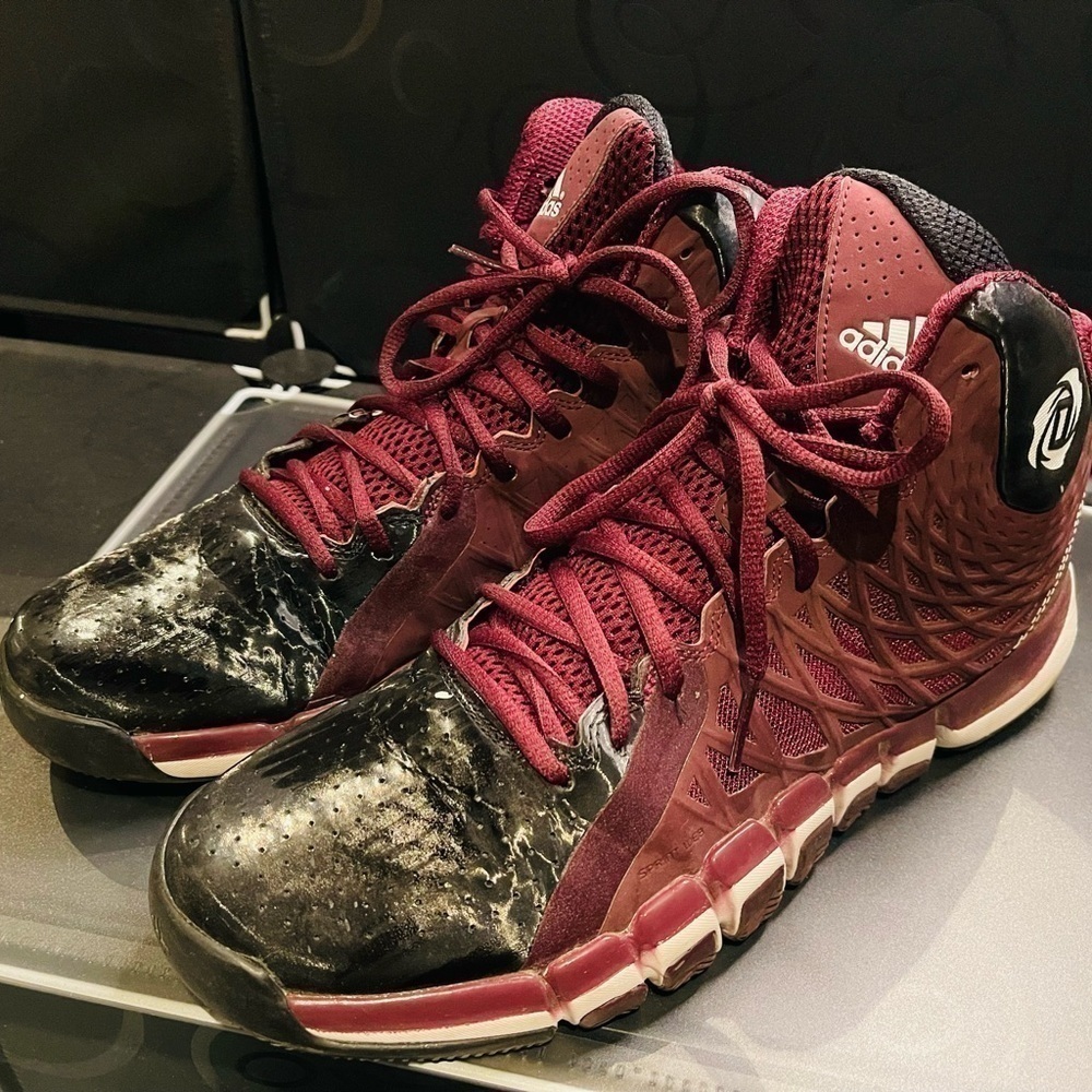 𝅺ADIZERO rose 4 men size 11.5